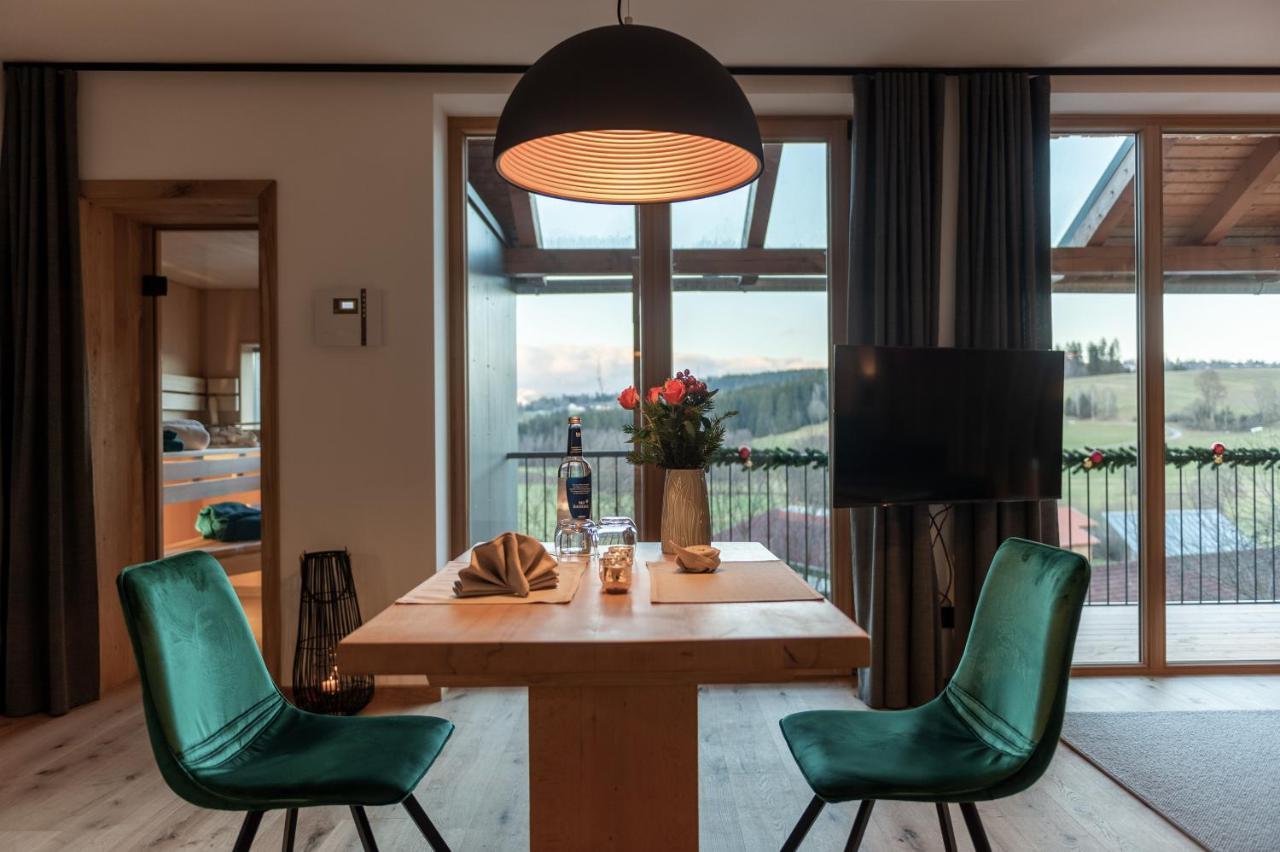Forstgut - Premium Waldchalets Und Lodge Suiten Реген Экстерьер фото